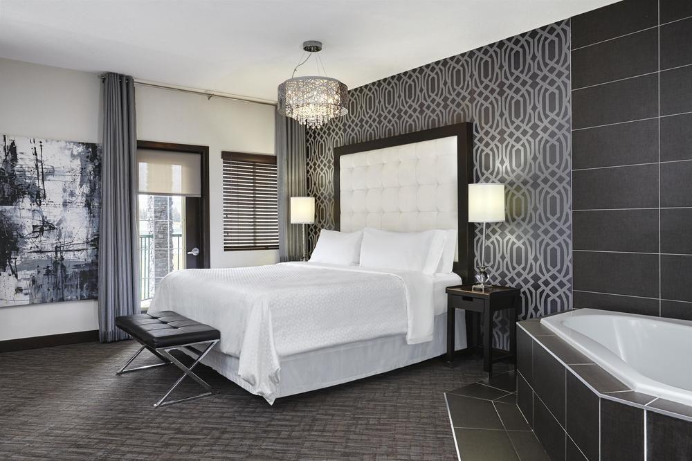 Four Points By Sheraton Hotel & Suites Calgary West Εξωτερικό φωτογραφία